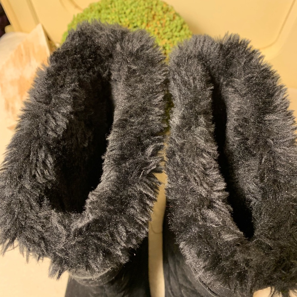 Guess Alixa Boots - Picture 3 of 5